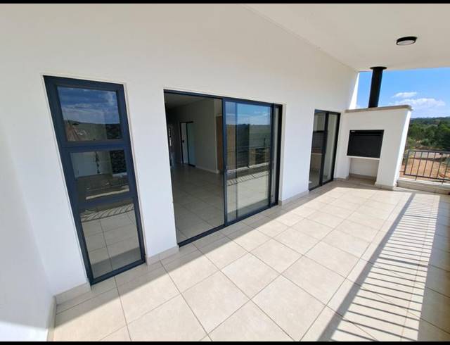 3 BEDROOM APARTMENT FOR SALE IN MOOIKLOOF